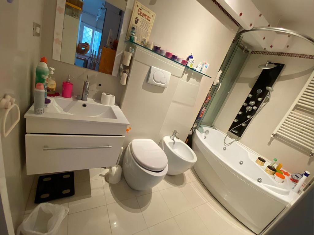 Affitto Due Camere, Due Bagni In Villa Rome Luaran gambar